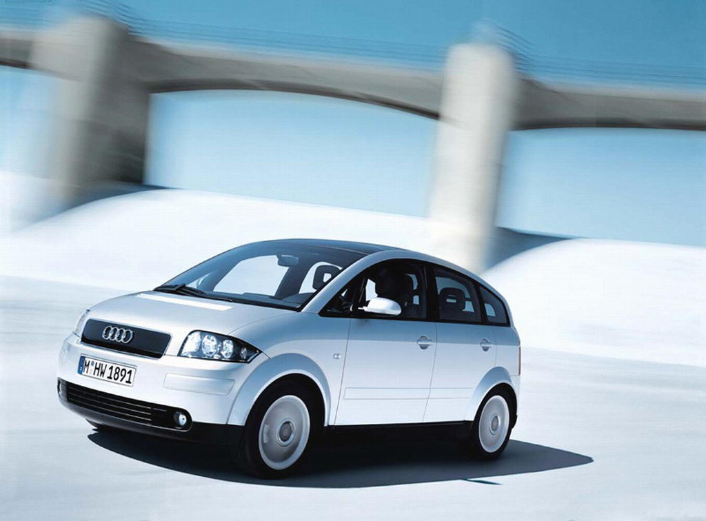 Audi A2 2000 005.jpg